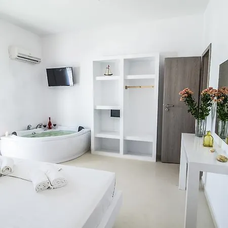 Aparthotel Naxos Colosseo 3*